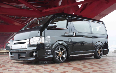 DEMON [LEGANCE Ver.] (attached to HIACE)